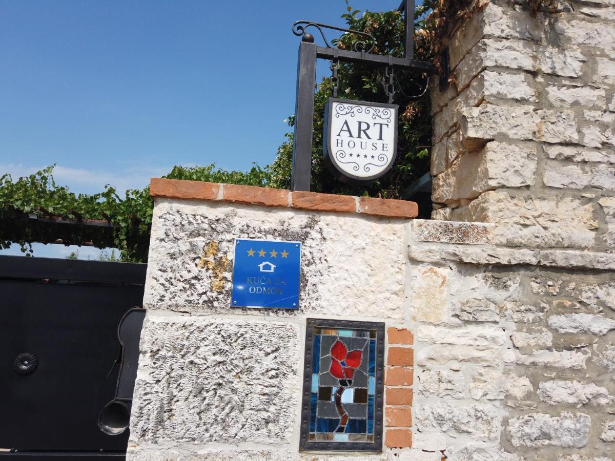 "Art House" Rovinj-Holiday, Holiday Home To Rent Rovinjsko Selo Bagian luar foto